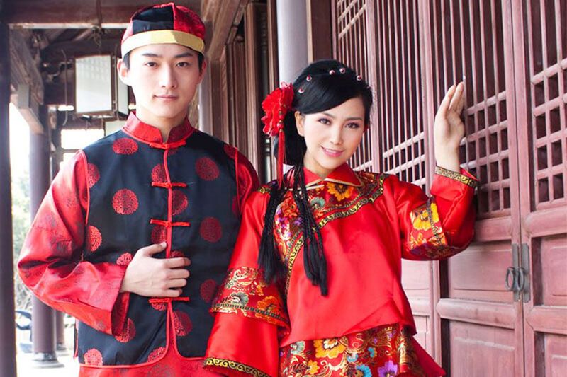 Chinese Traditional Costumes - China Local Tours