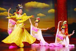 Enjoy Tang Palace Dance Show in China