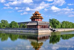 Majestic summer palace in Xian