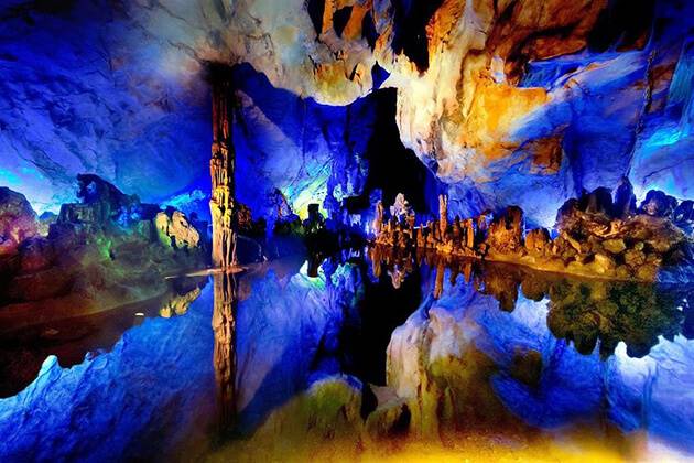 Reed Flute Cave -destination in China tour