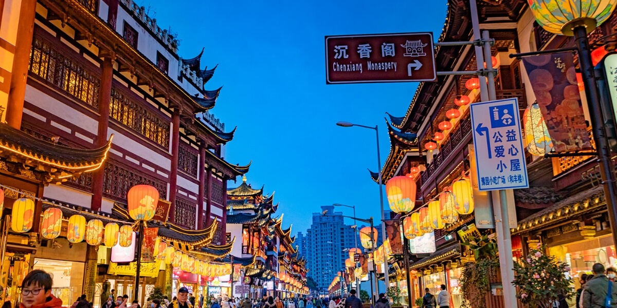 Shanghai Old Street beautiful 14 days china travel itinerary - china local tour company