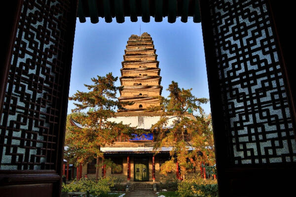 Small Wild Goose Pagoda in china tour with family