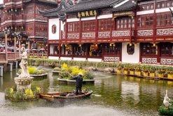 Stunning view of Yuyuan Garden