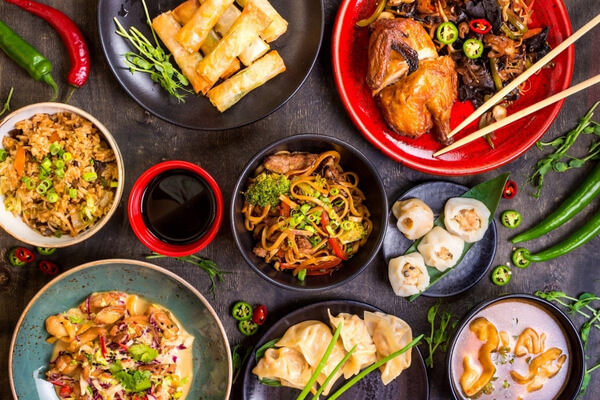 try Chengdu’s flavors in lunch